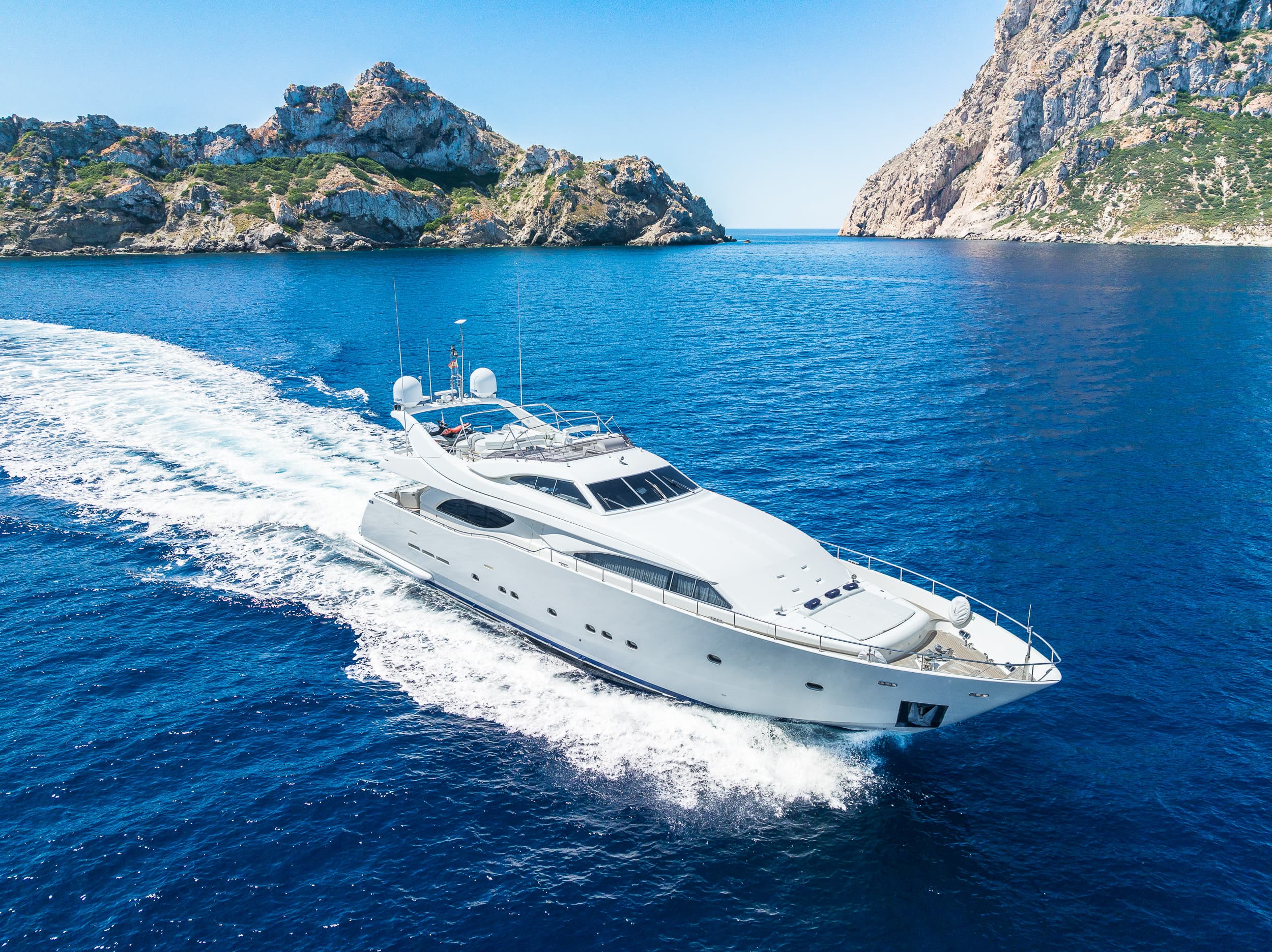 Yacht Brochure Background